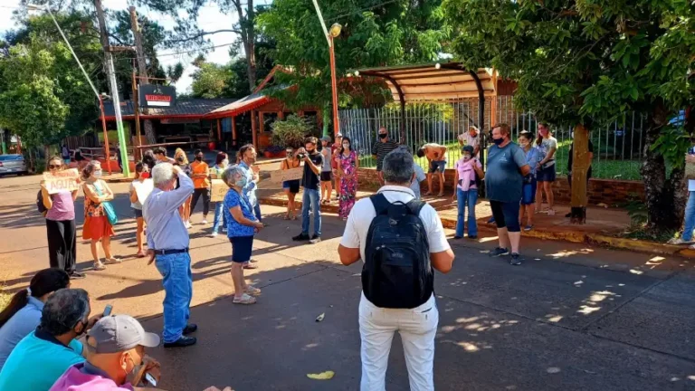 padres de la escuela 164 puerto iguazú