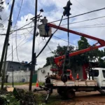 cableado arereo de servicios puerto iguazú